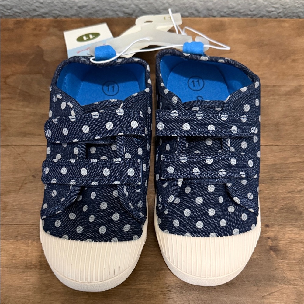 Cat & Jack Kids Navy Polka Dot Canvas Sneakers - Blue and White size 11 NEW